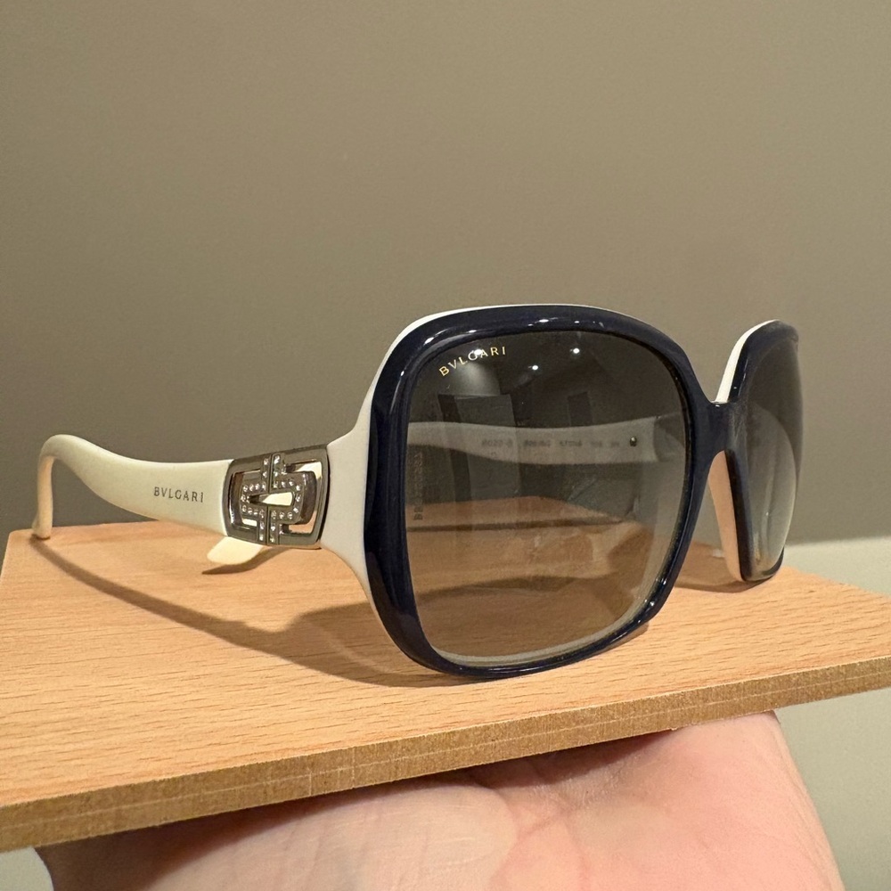 Vintage 2010 Bvlgari sunglasses. Swarovski crystals on temples. Model# 8020B
